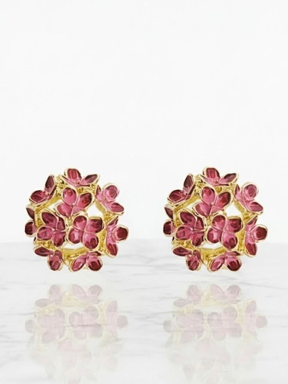Ladies  Red Flower Pendant Earrings